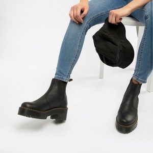 Dr. Martens Rometty Chelsea Boot SZ 6
